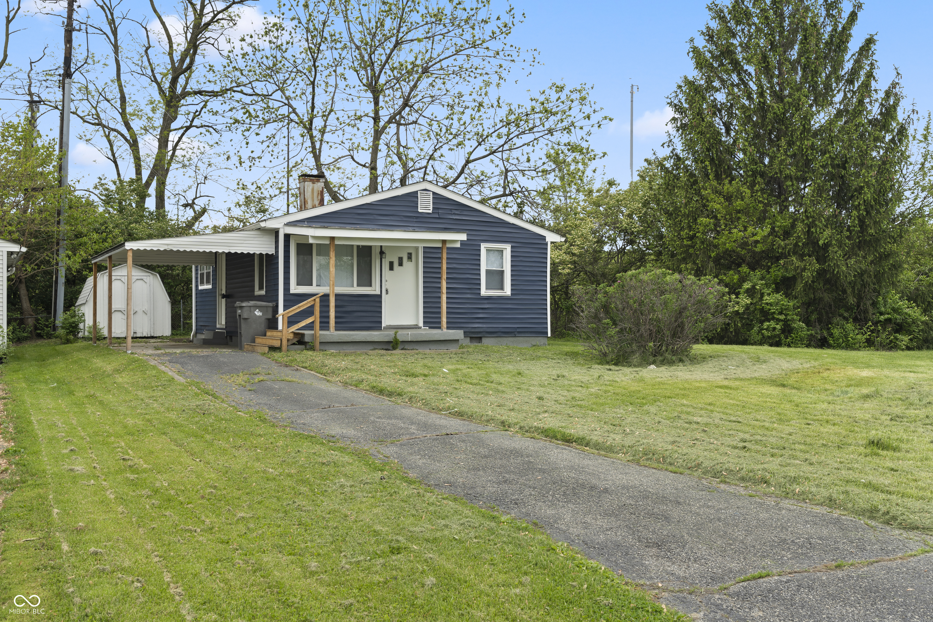 Property Photo: 2344 N Leland Avenue IN 46218