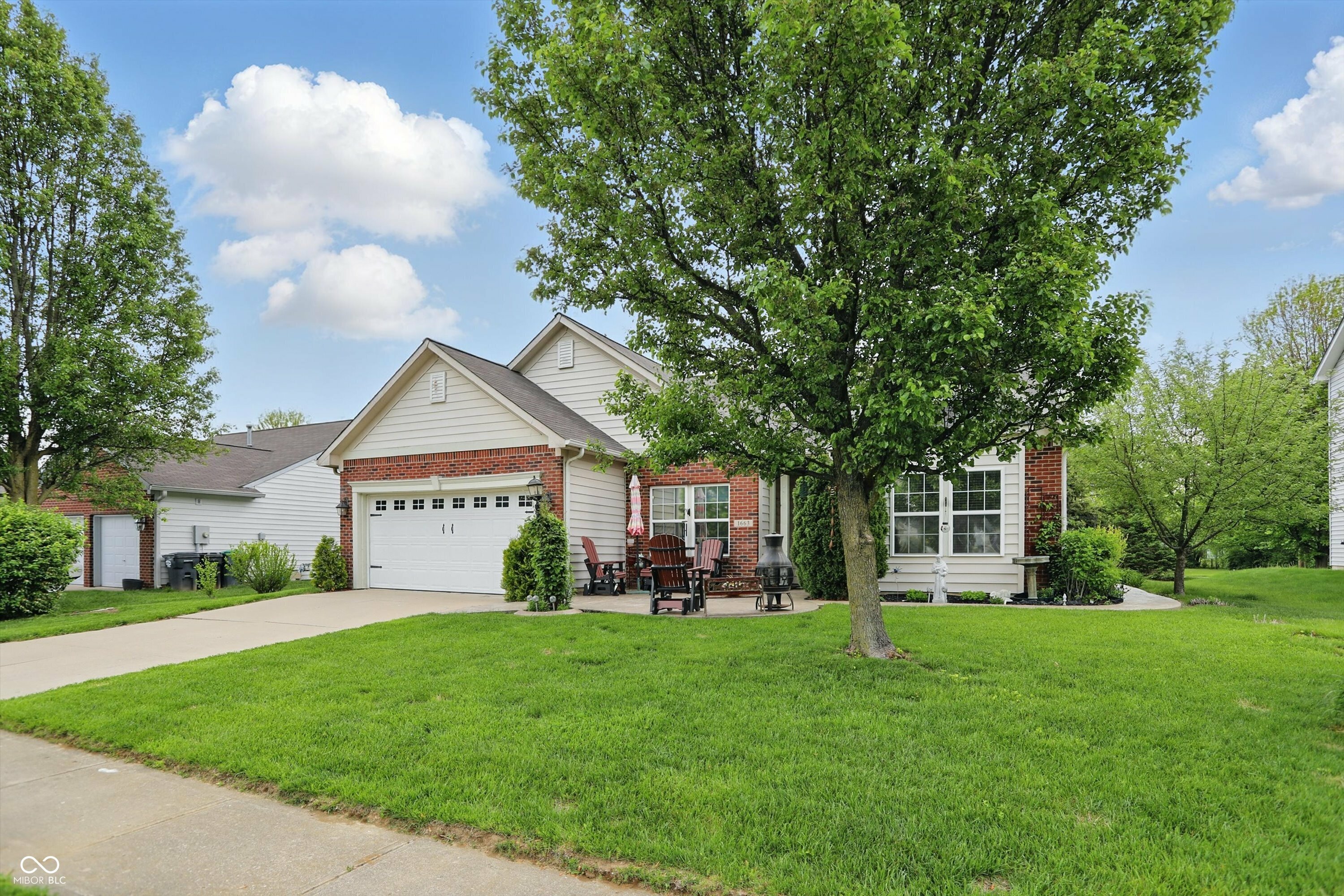 Property Photo: 1663 Sweetgum Drive IN 46143