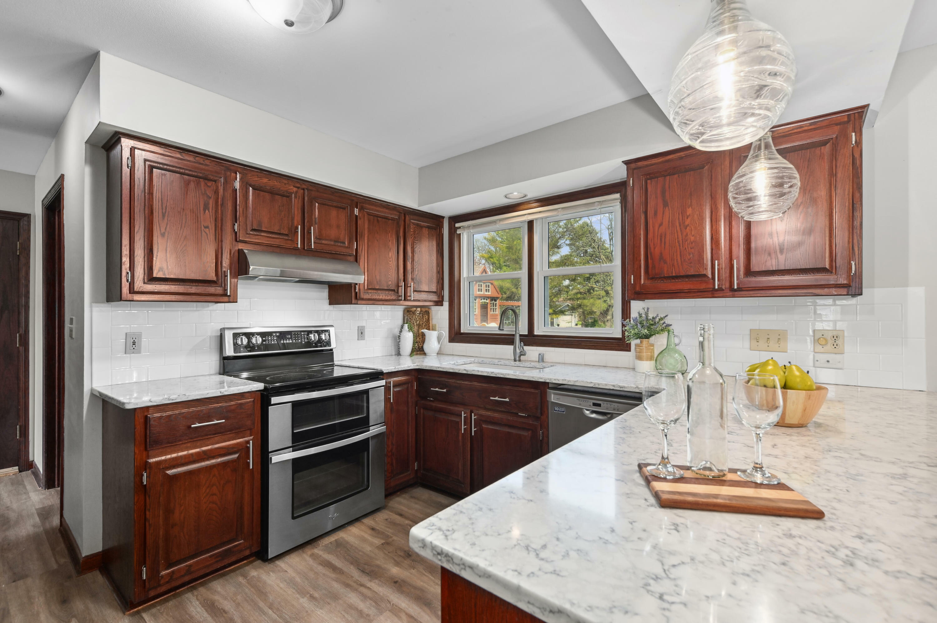 Property Photo: 10108 N Foxkirk Dr WI 53097