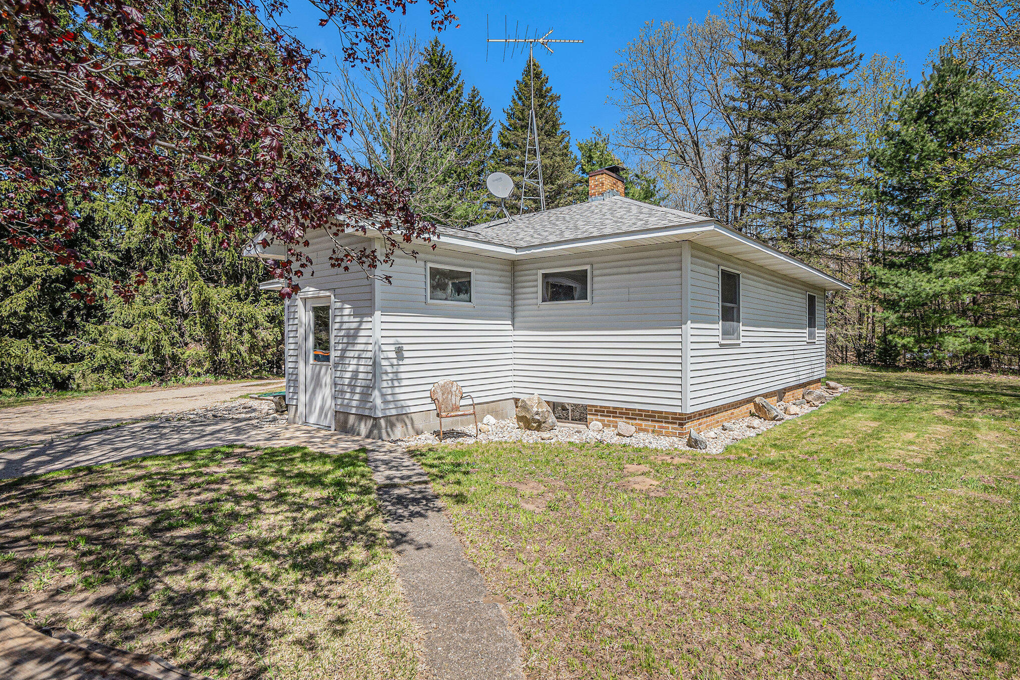 3771 E Loop Road  Hesperia MI 49421 photo