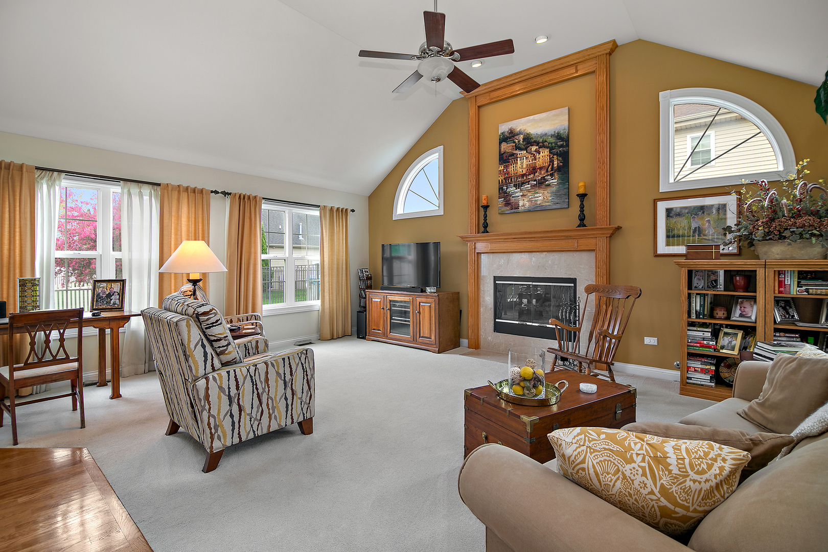 Property Photo: 318 Maple Street IL 60401