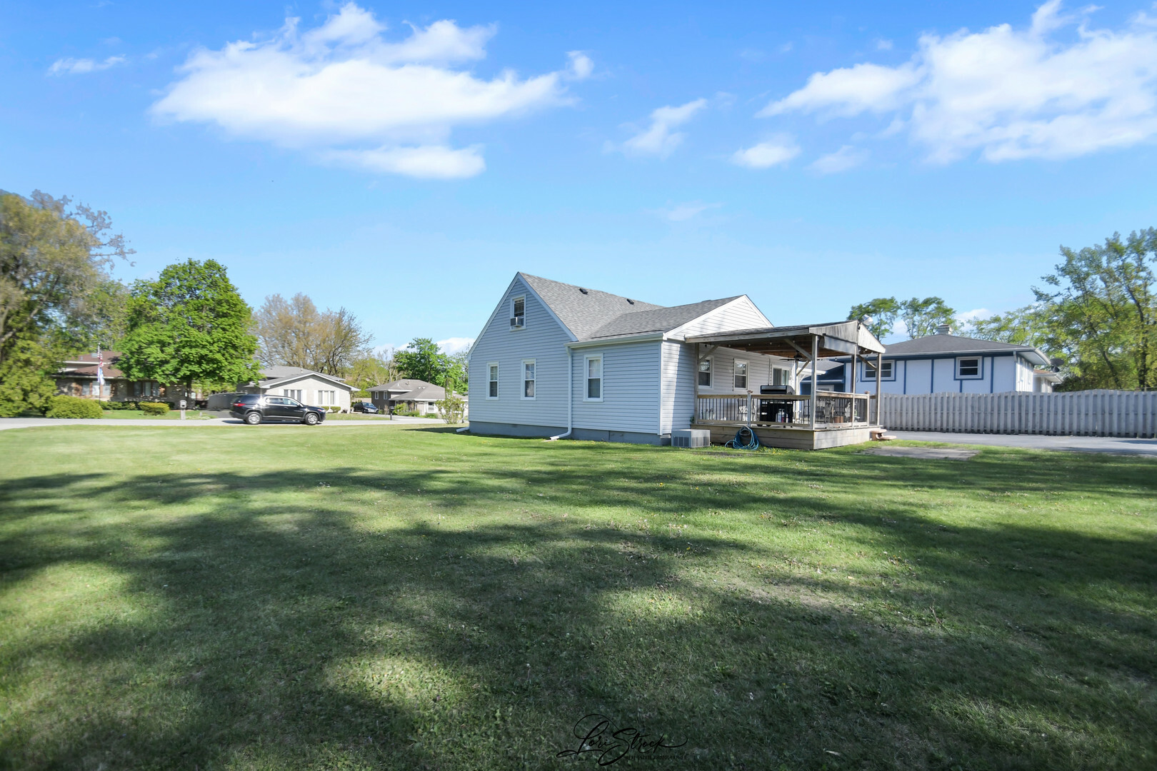Property Photo: 3816 N Washington Street IL 60559