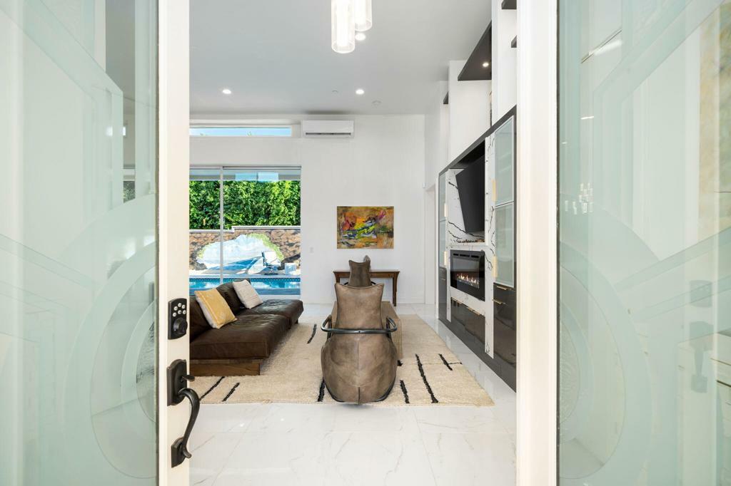 Property Photo: 74775 Del Coronado Drive CA 92260