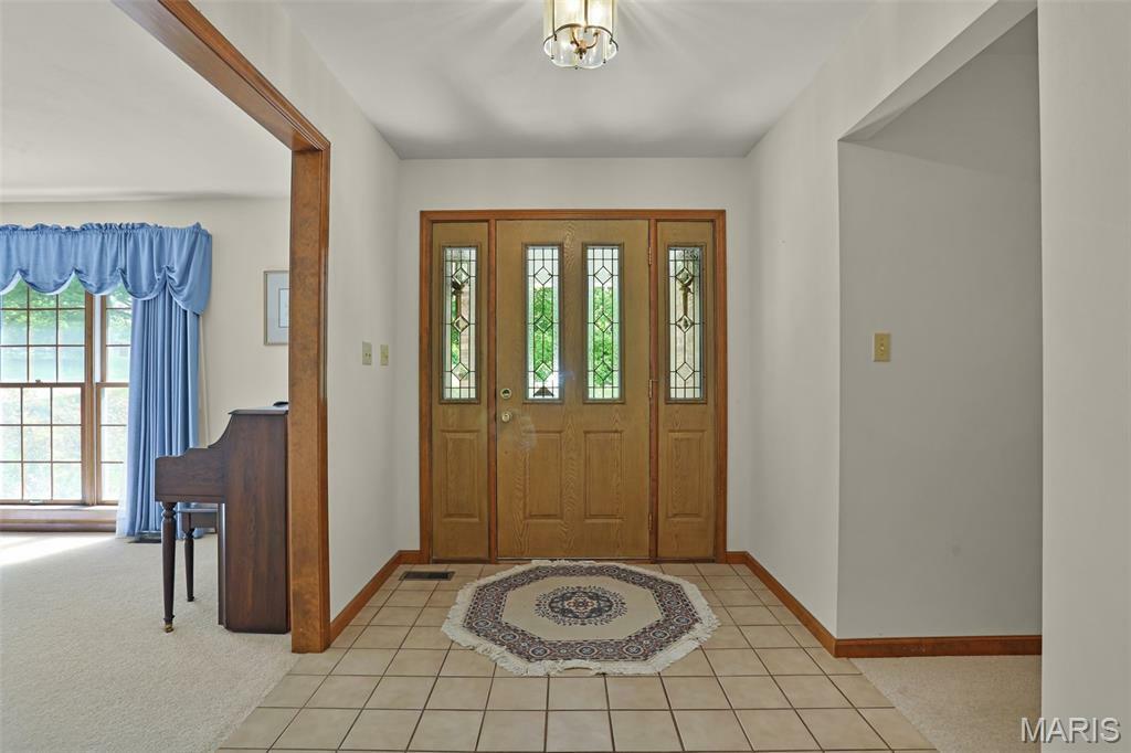 Property Photo: 543 Summer Hill Lane MO 63090