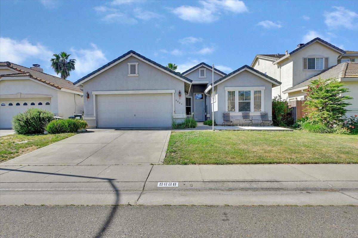Property Photo: 9668 Harvest View Way CA 95827