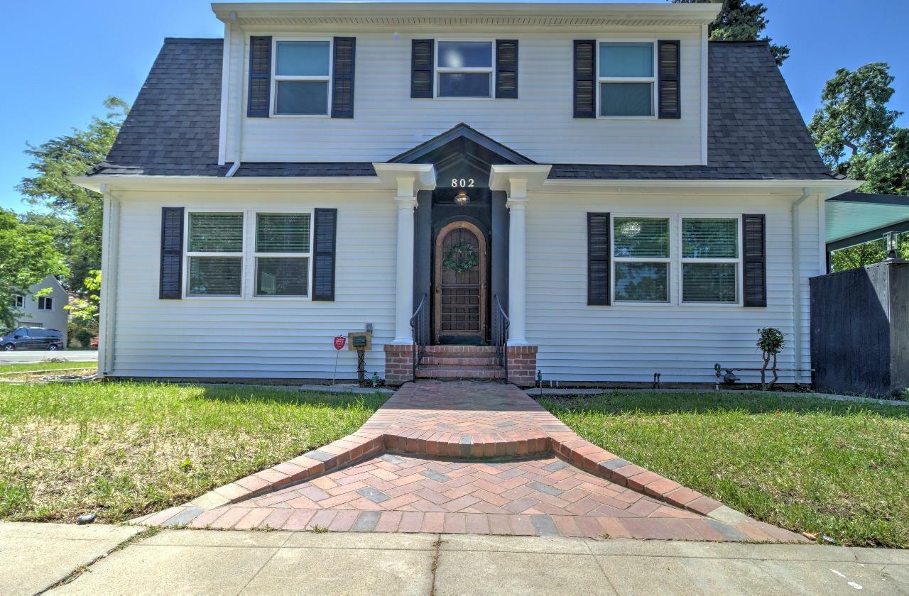 Property Photo: 802 W Vine Street CA 95203