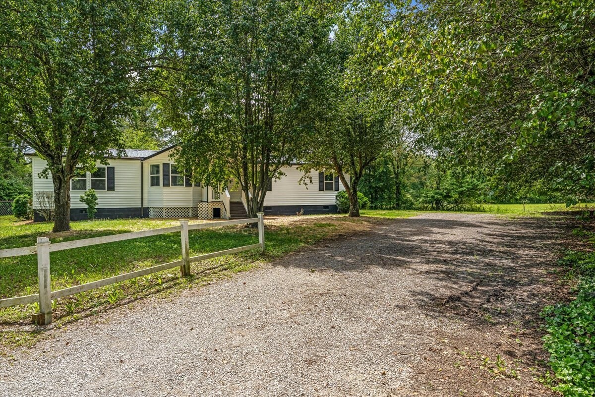 Property Photo: 1130 Forrest Ave TN 37166