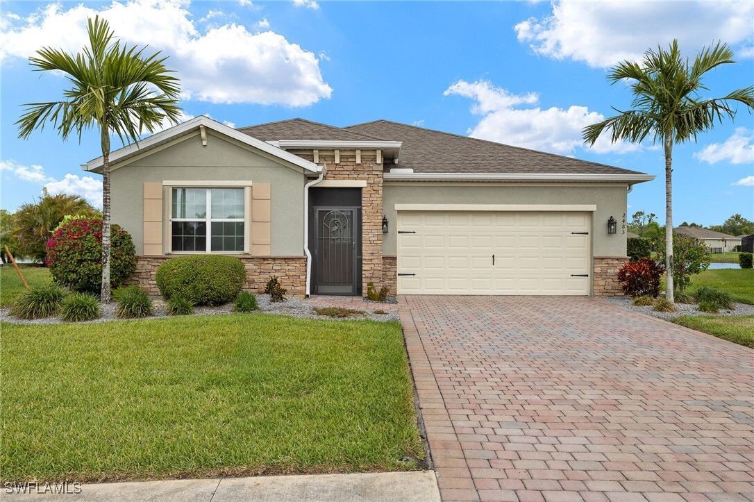 Property Photo: 2483 Cagunas Court FL 33909