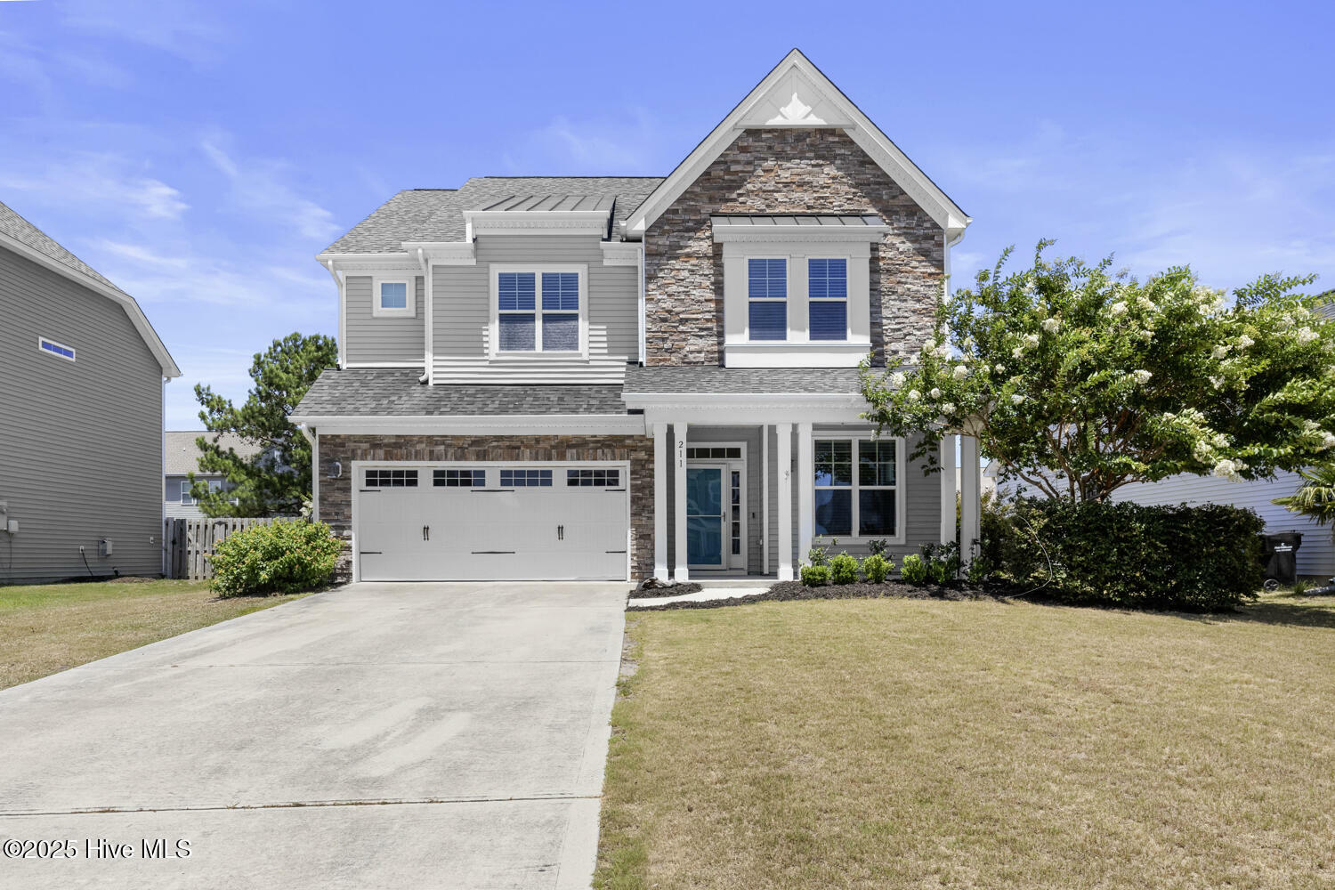 Property Photo: 211 Willow Ridge Drive NC 28445