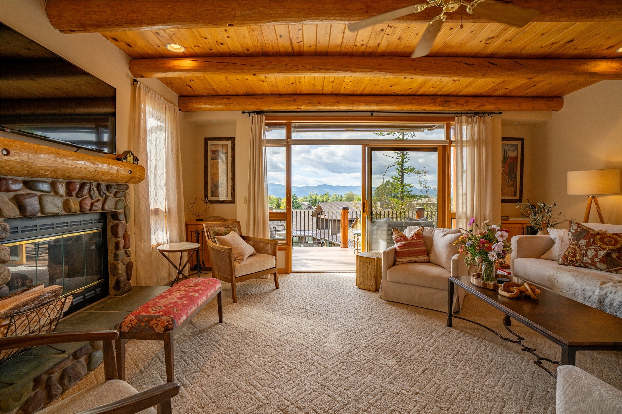 Property Photo: 281 Eagle Bend Drive MT 59911