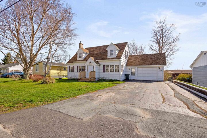 Photo de la propriété:  228 Tremain Crescent  NS B0N 2T0 