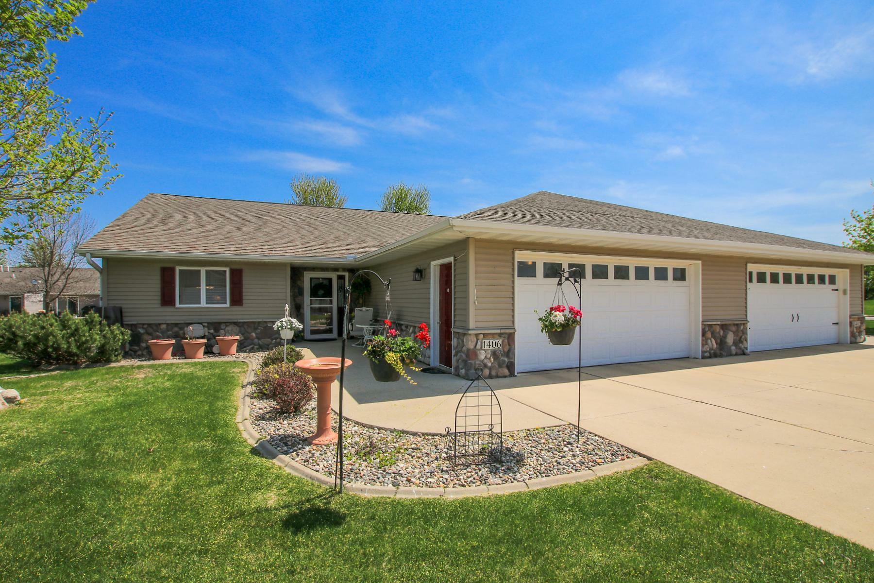 1406 Elsie Drive  Glencoe MN 55336 photo