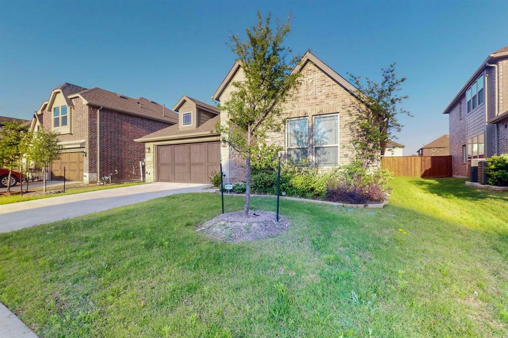 Property Photo: 1312 Highcroft Lane TX 75126