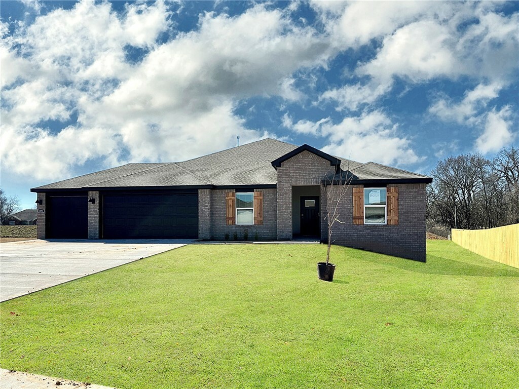 1042 Vista Avenue  Prairie Grove AR 72753 photo