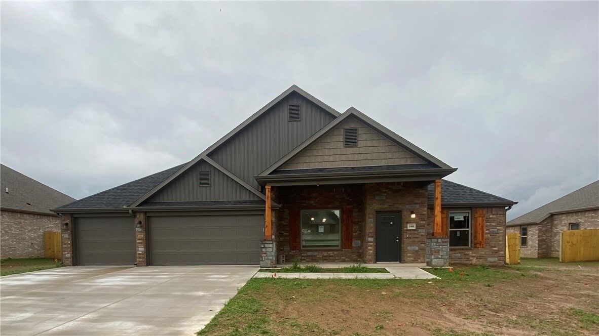 Property Photo: 1908 Hale Lane AR 72751