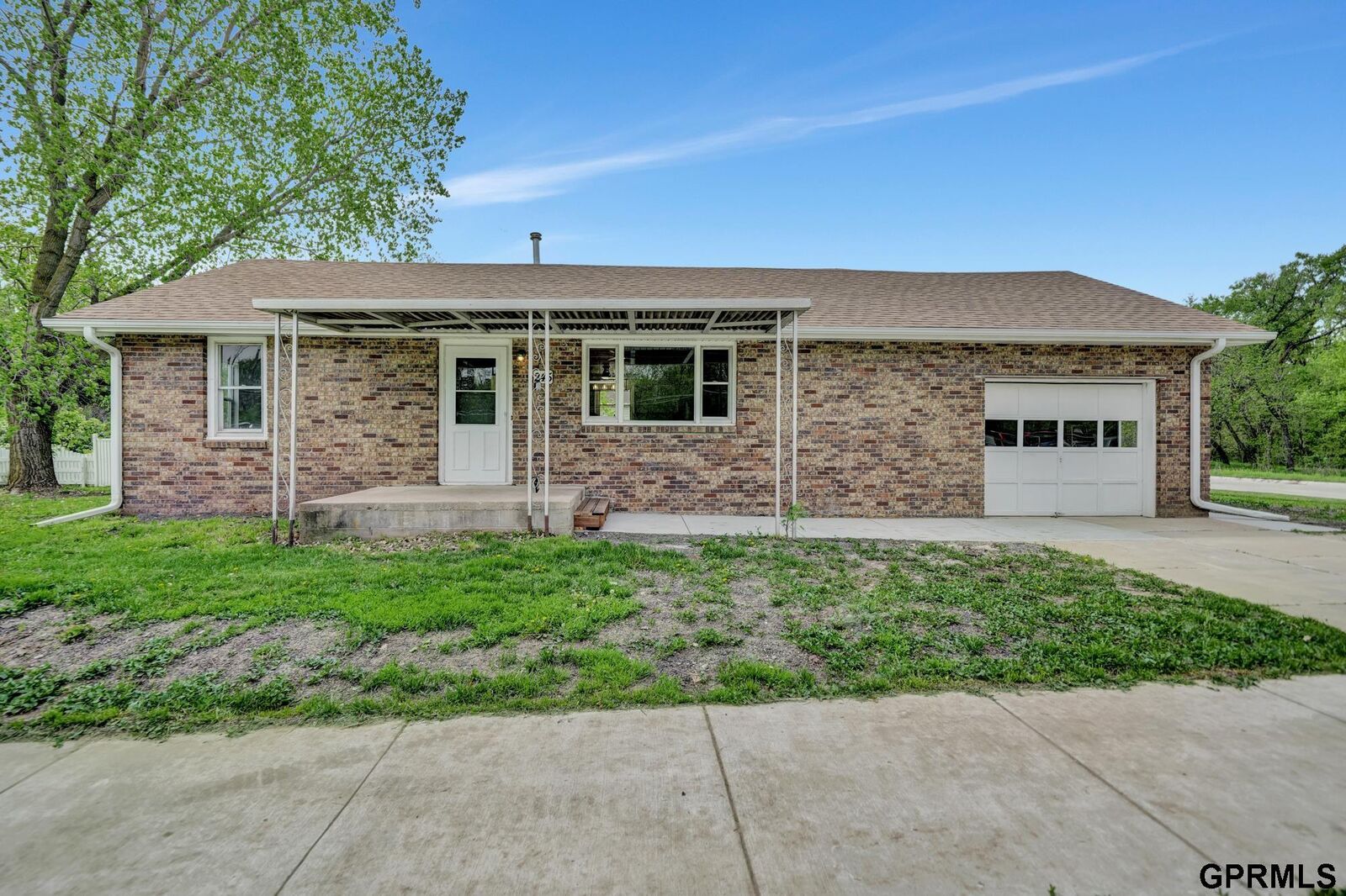 Property Photo:  245 W 23rd Street  NE 68333 