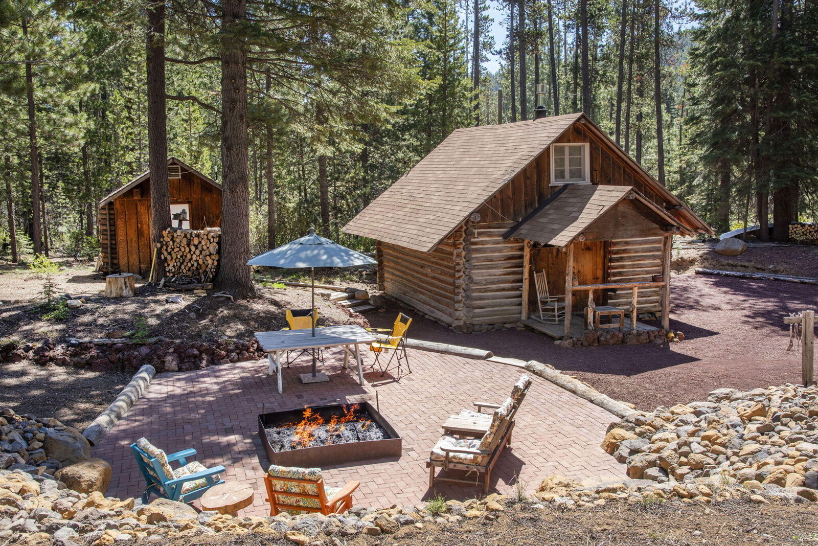 Property Photo:  61567 Bearwallow Road  OR 97703 