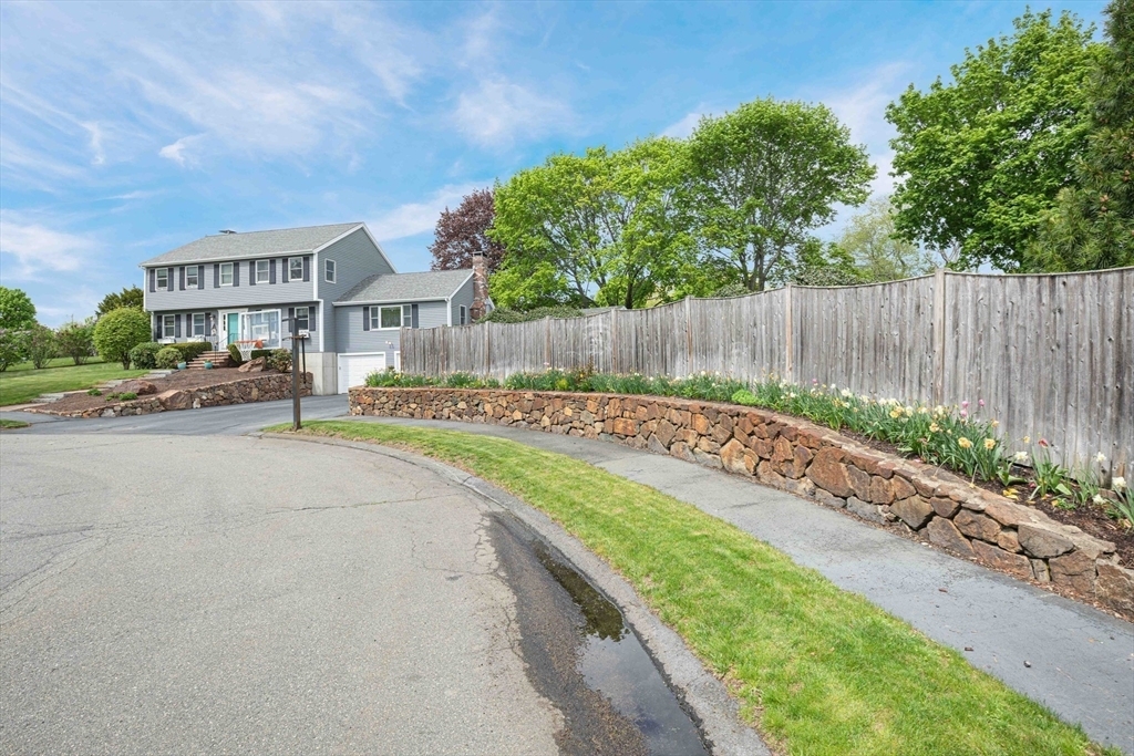 Property Photo:  4 Norwich Rd.  MA 01923 