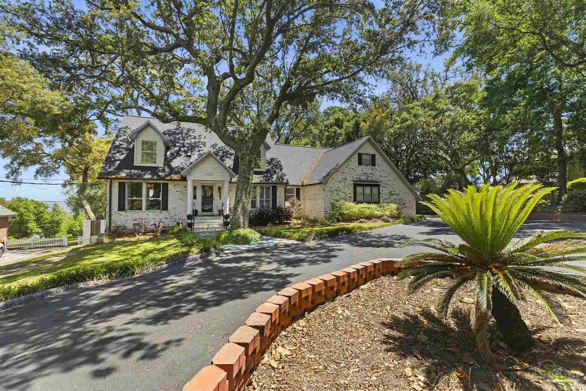 Property Photo: 6540 Scenic Hwy FL 32504