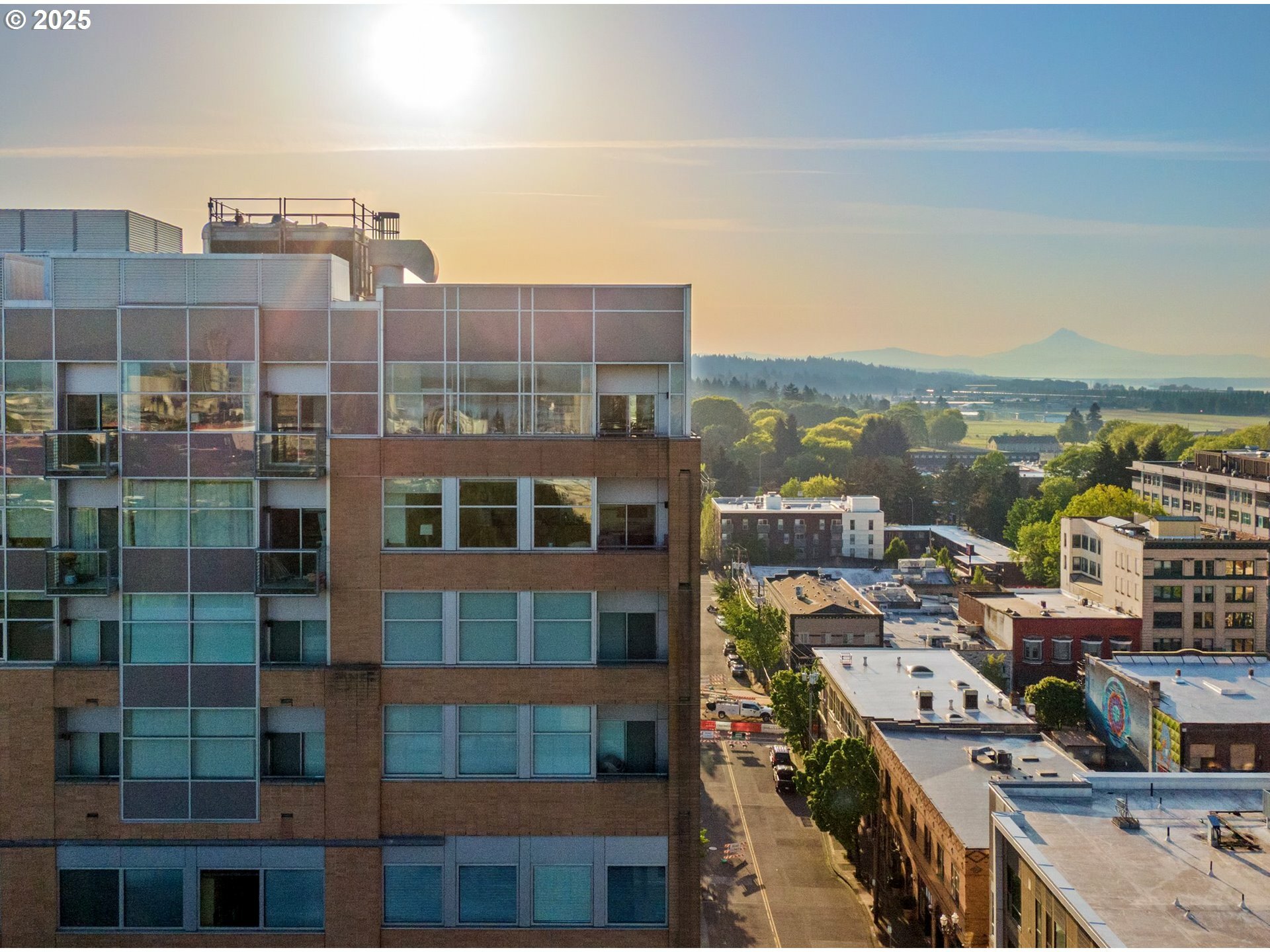 Property Photo: 700 Washington St 1125 WA 98660