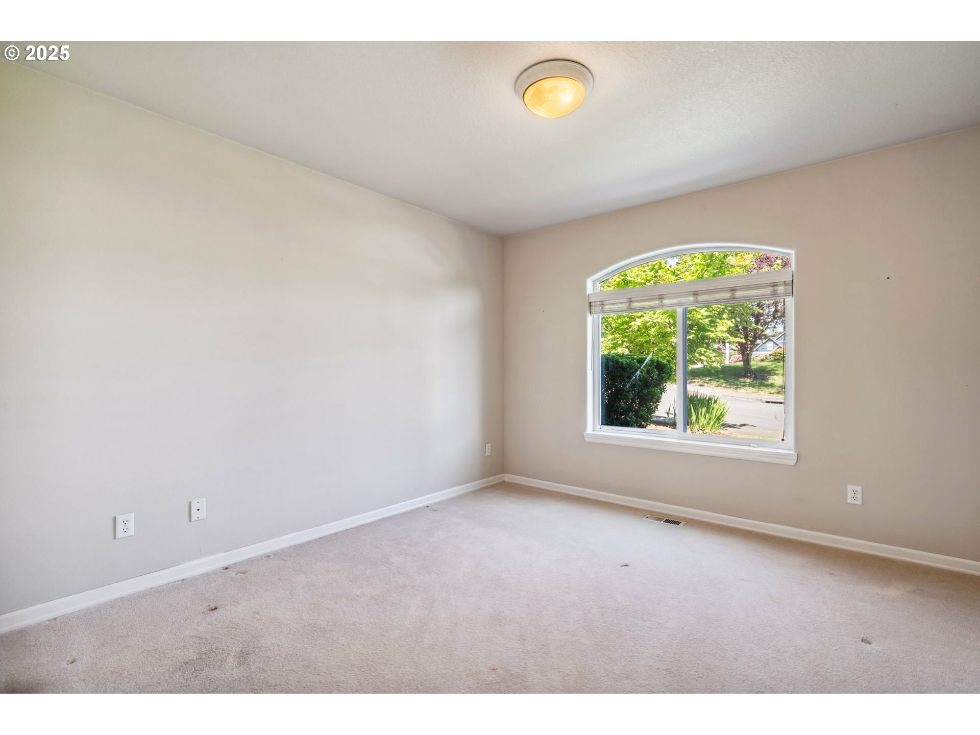 Property Photo: 1018 NW 21st Ave WA 98607