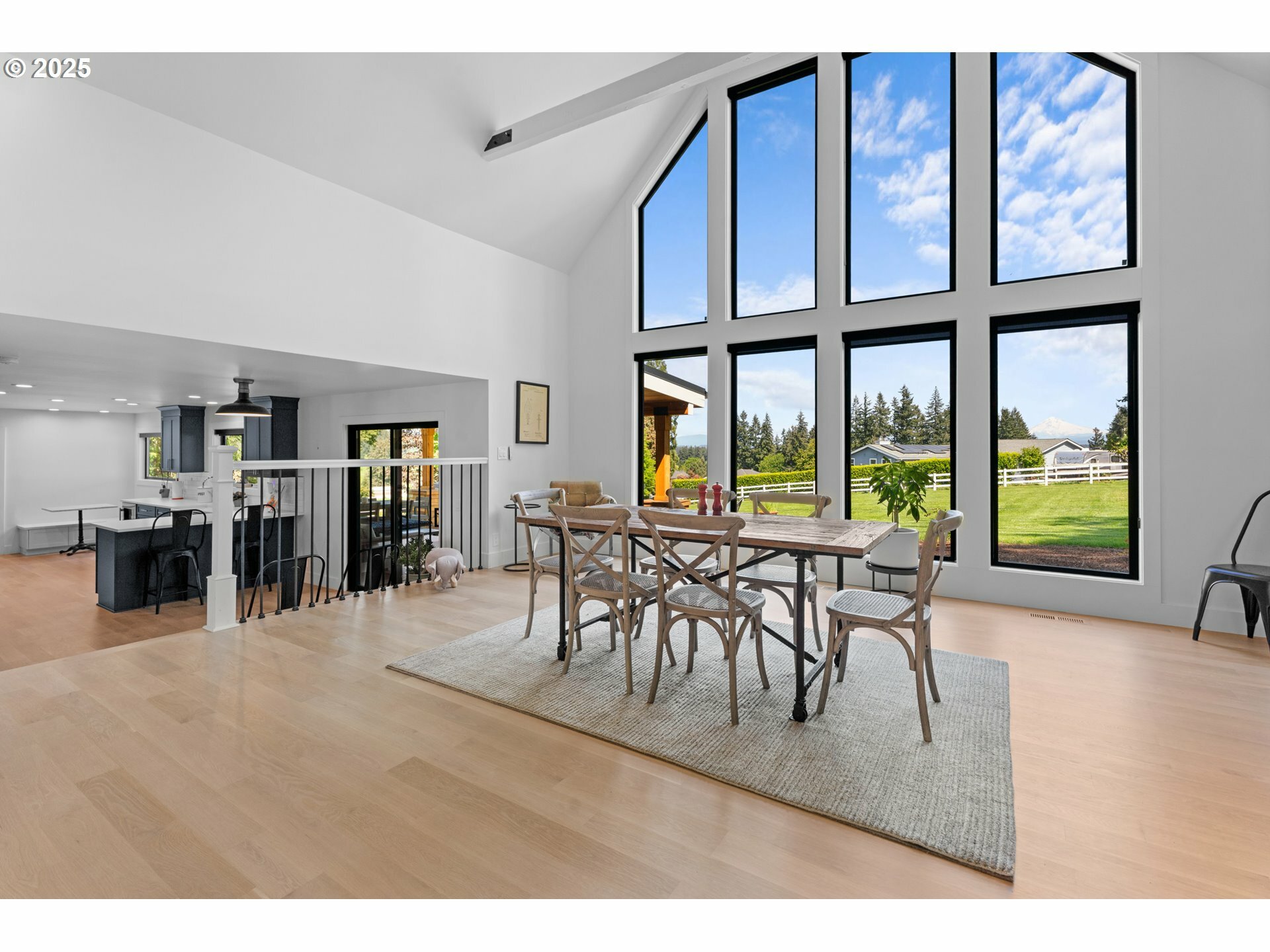 Property Photo: 17810 S Canter Ln OR 97045