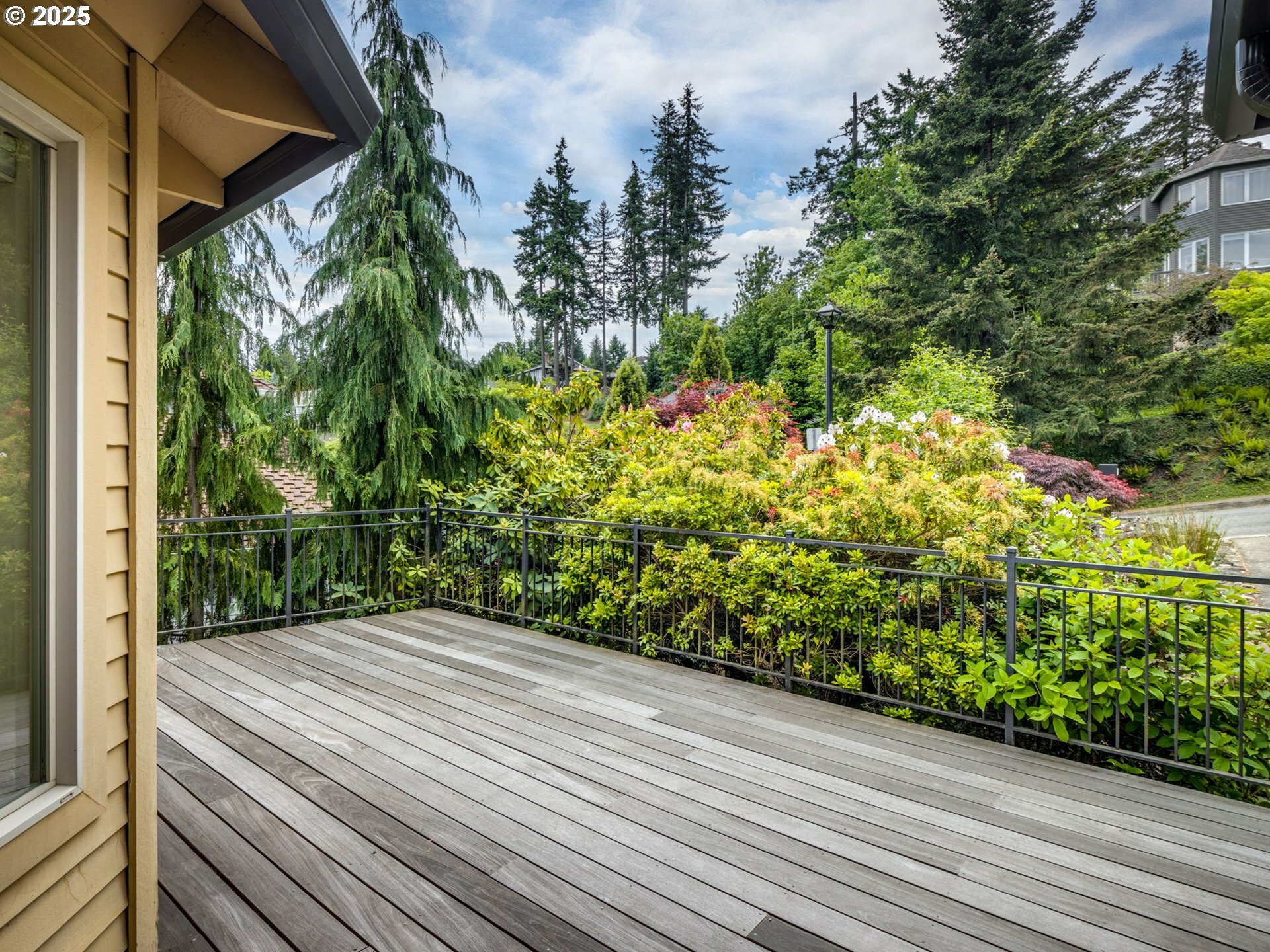 Property Photo: 19782 Wildwood Dr OR 97068