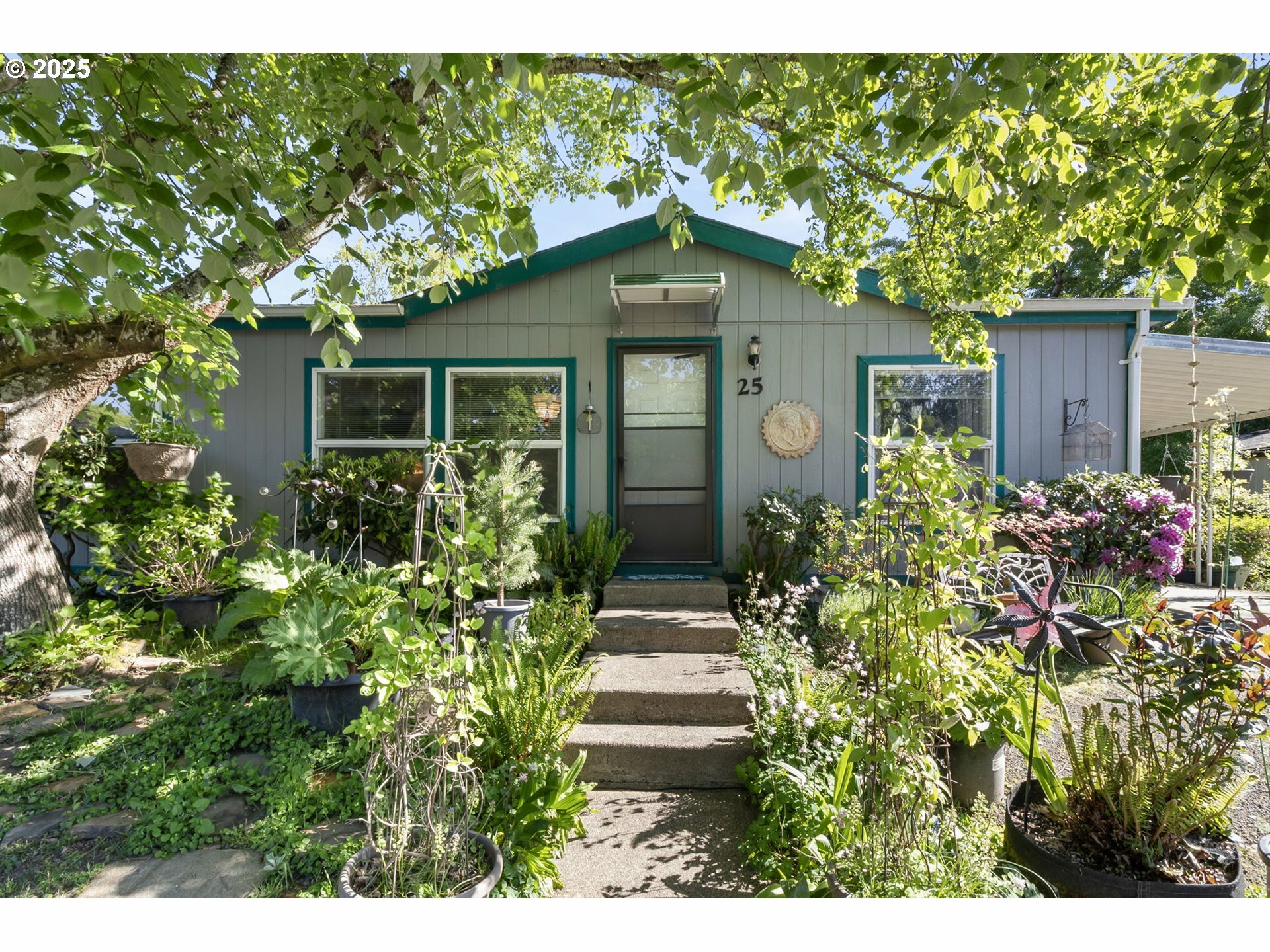 2350 N Terry St 25  Eugene OR 97402 photo