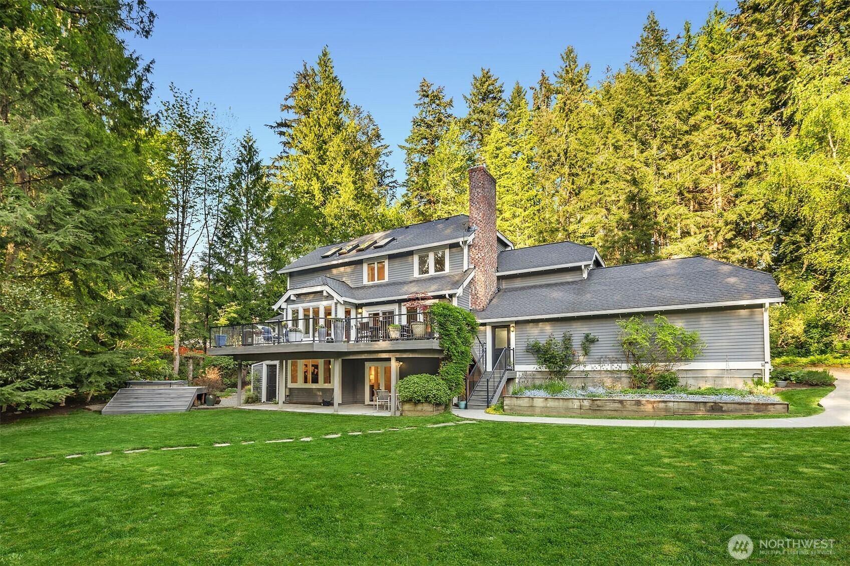 Property Photo: 4525 143rd Place NE WA 98007