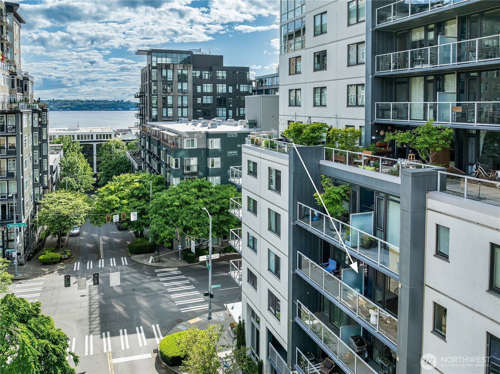 Property Photo: 76 Cedar Street 510 WA 98121
