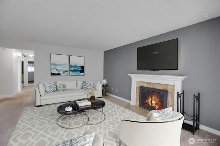 13739  15th Avenue NE B9  Seattle WA 98125 photo