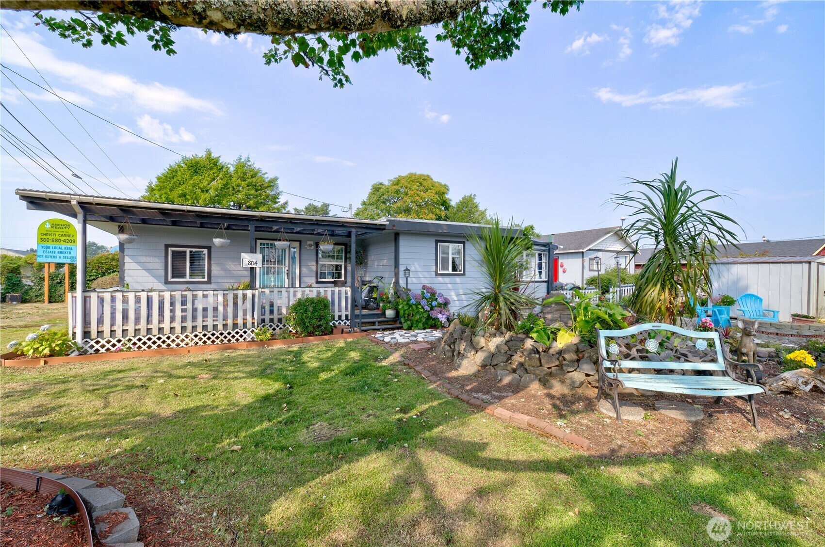 Property Photo: 804 Pacific Avenue N WA 98631