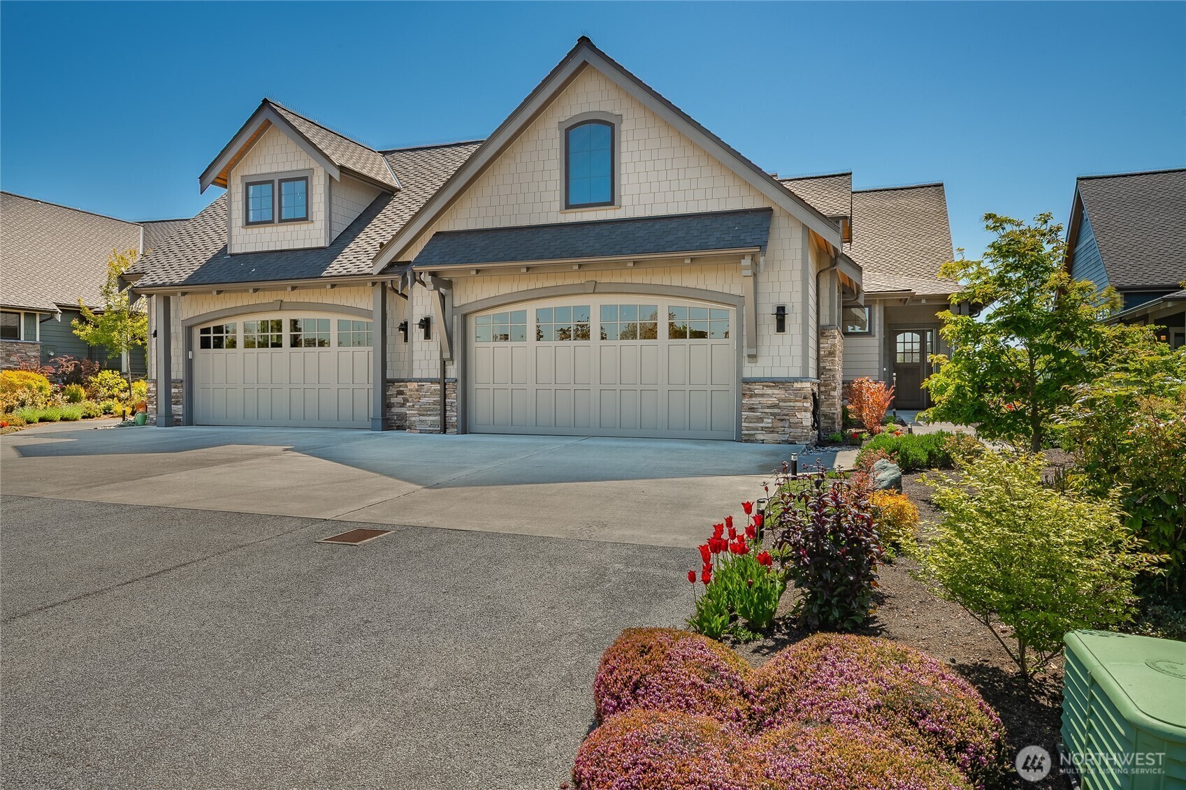 Property Photo: 9466 Turnstone Lane 41 WA 98230