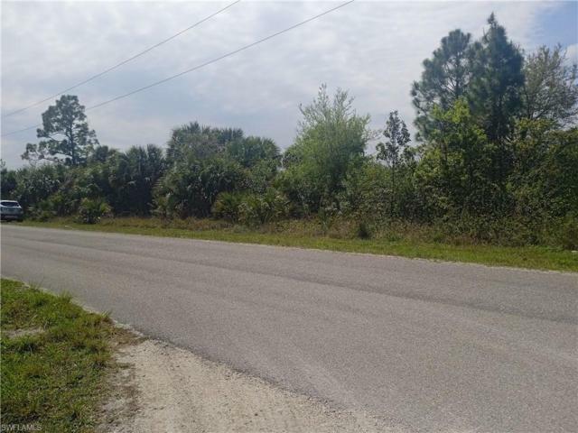 Property Photo: 2605 N Hanna Avenue FL 33971