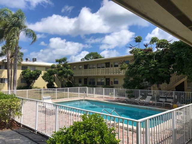 Property Photo: 1310 S Federal Highway 1 FL 33460