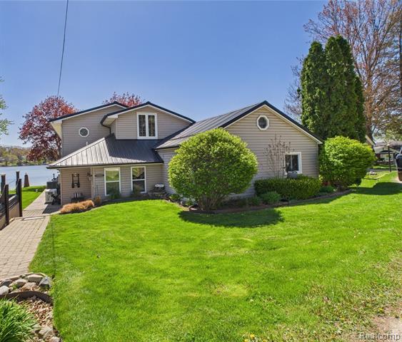 480 Peninsula Drive  Deerfield Twp MI 48421 photo