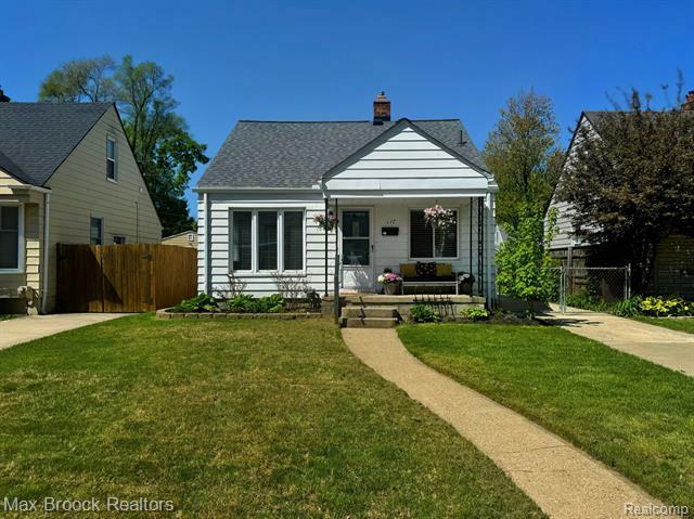 117 E Webster Road  Royal Oak MI 48073 photo