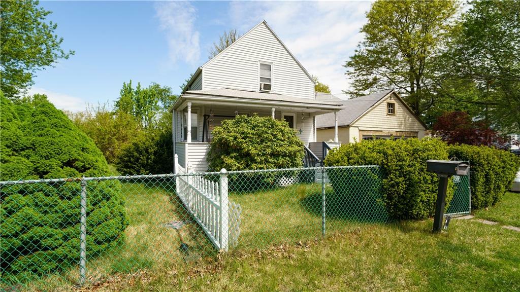 Property Photo: 5 Beechcrest Street RI 02888