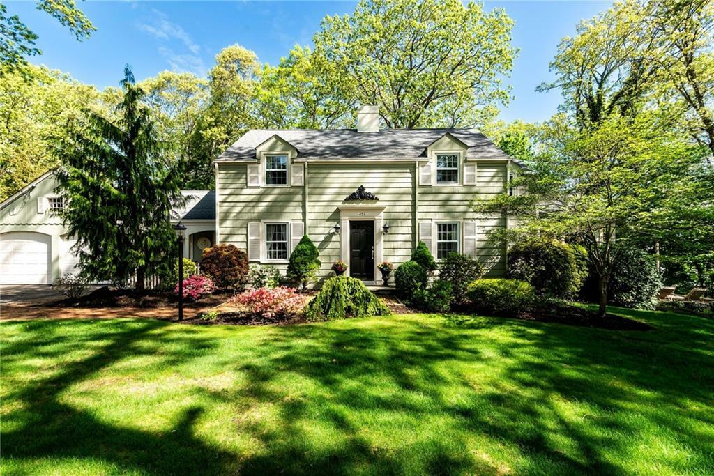 251 Crestwood Road  Warwick RI 02886 photo