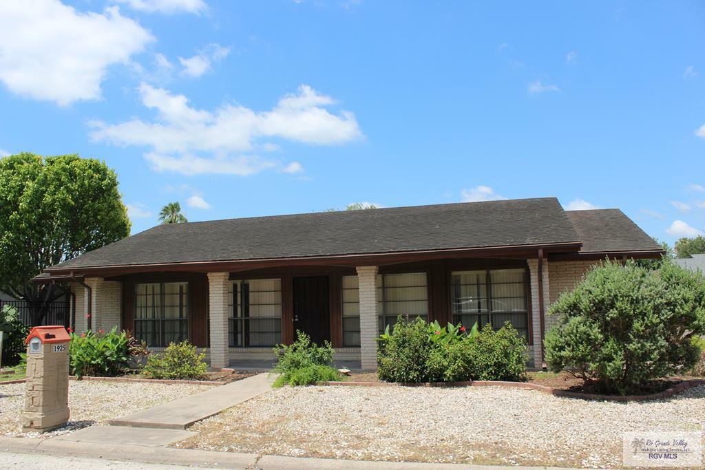 Property Photo: 1925 Loquat Dr. TX 78552