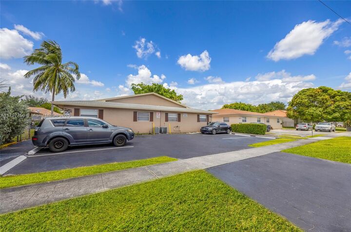 Property Photo: 5321 NW 22nd St FL 33313
