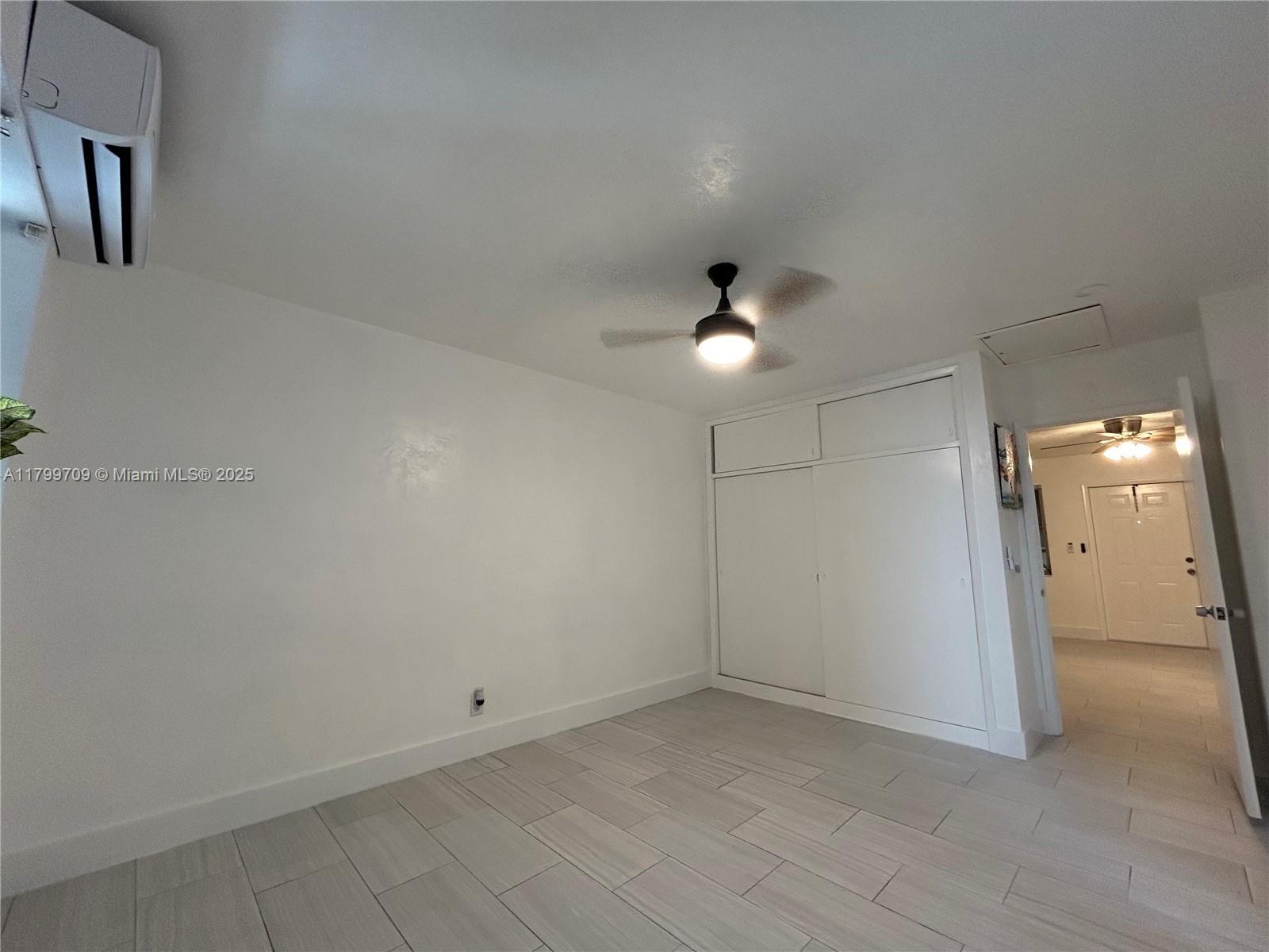 Property Photo: 2901 Polk St 10 FL 33020