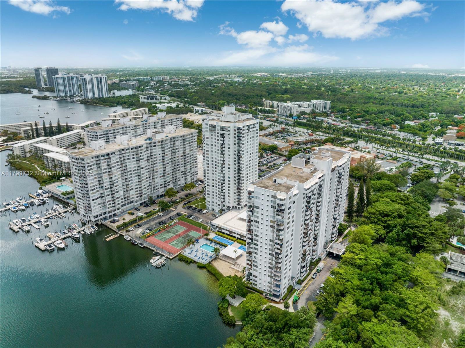 2750 NE 183rd St 504  Aventura FL 33160 photo