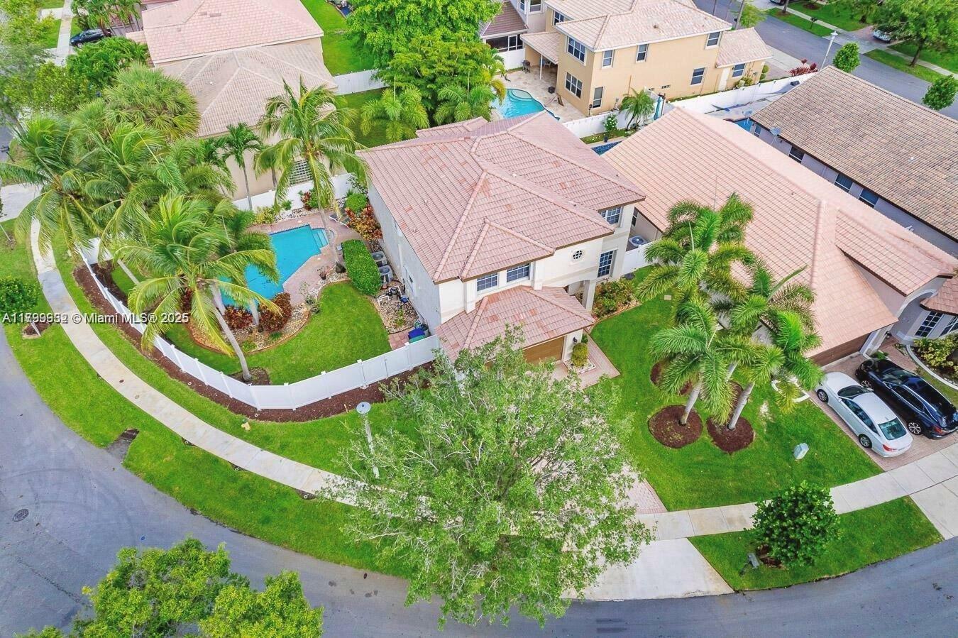 Property Photo: 3372 SW 179th Ave FL 33029