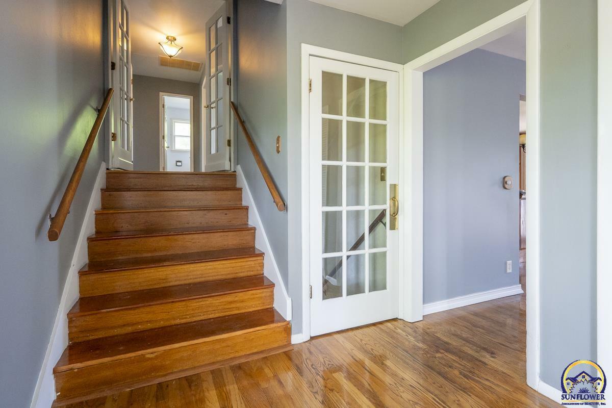 Property Photo: 530 NE 35th St KS 66617