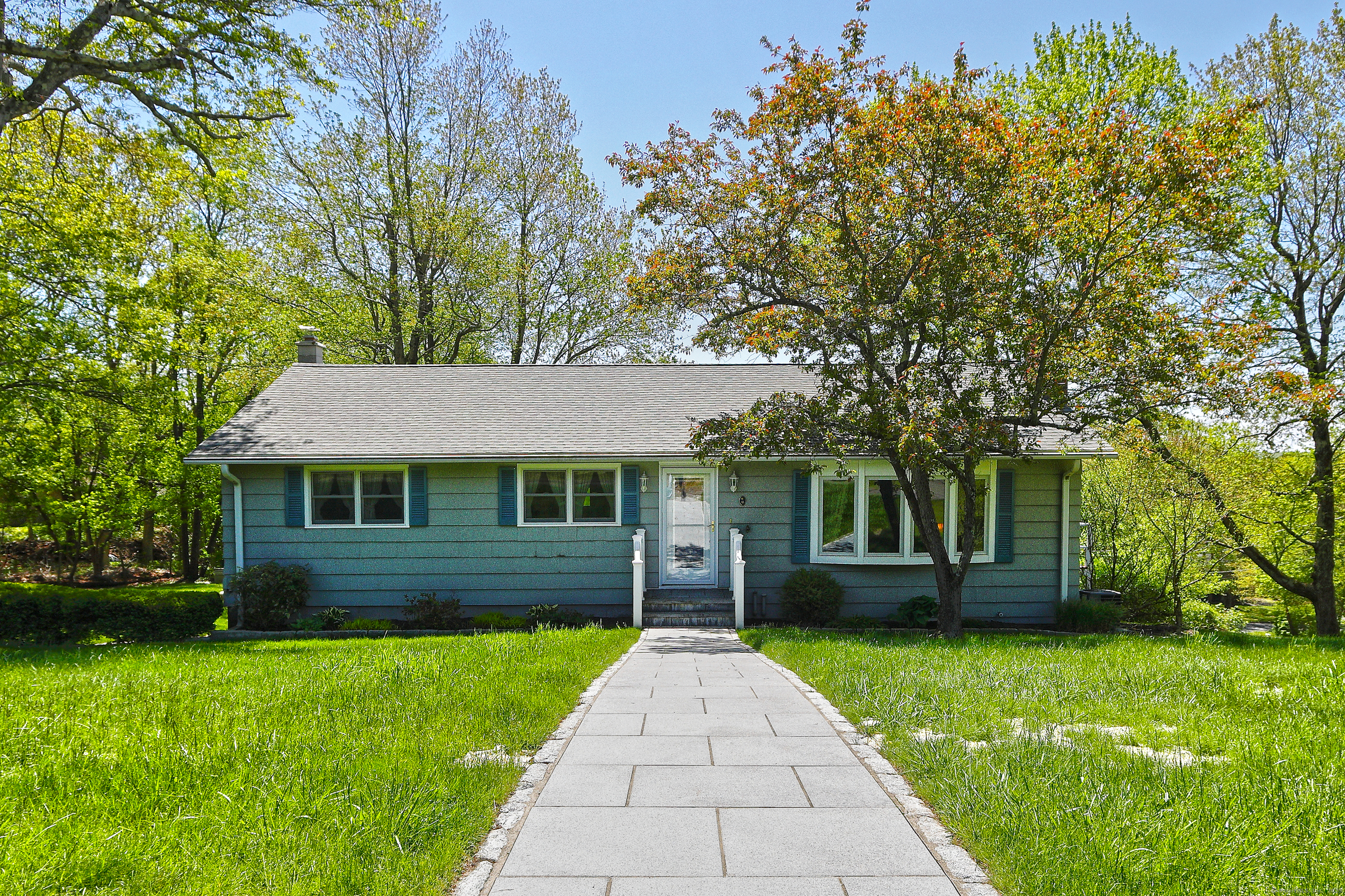 Property Photo: 9 Frankie Lane CT 06786