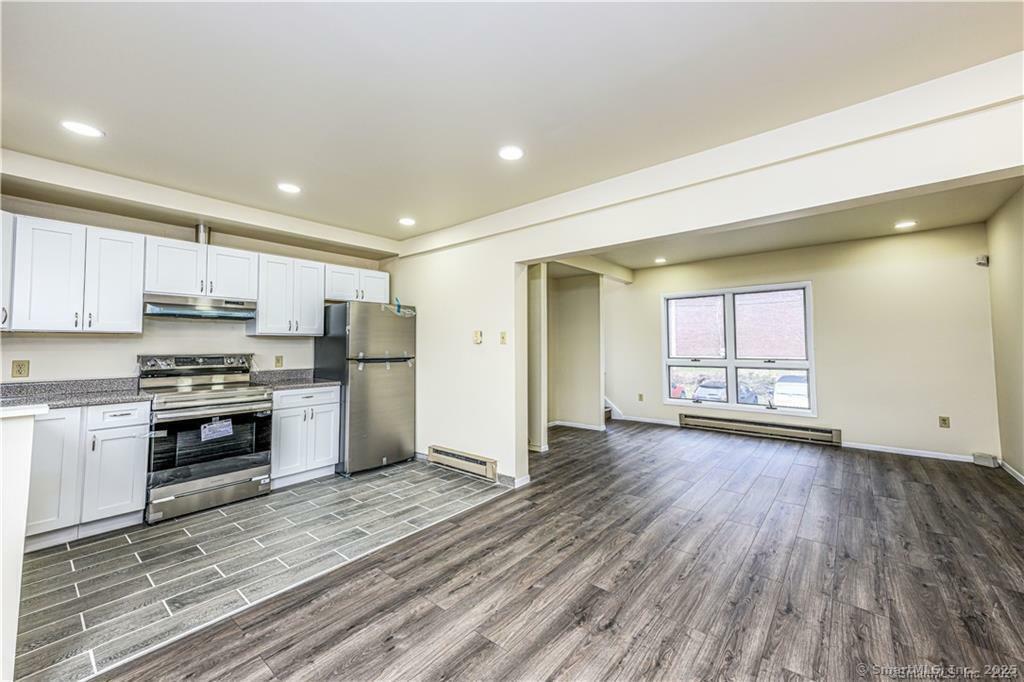 Property Photo: 175 West Spring Street Apt 1 CT 06516