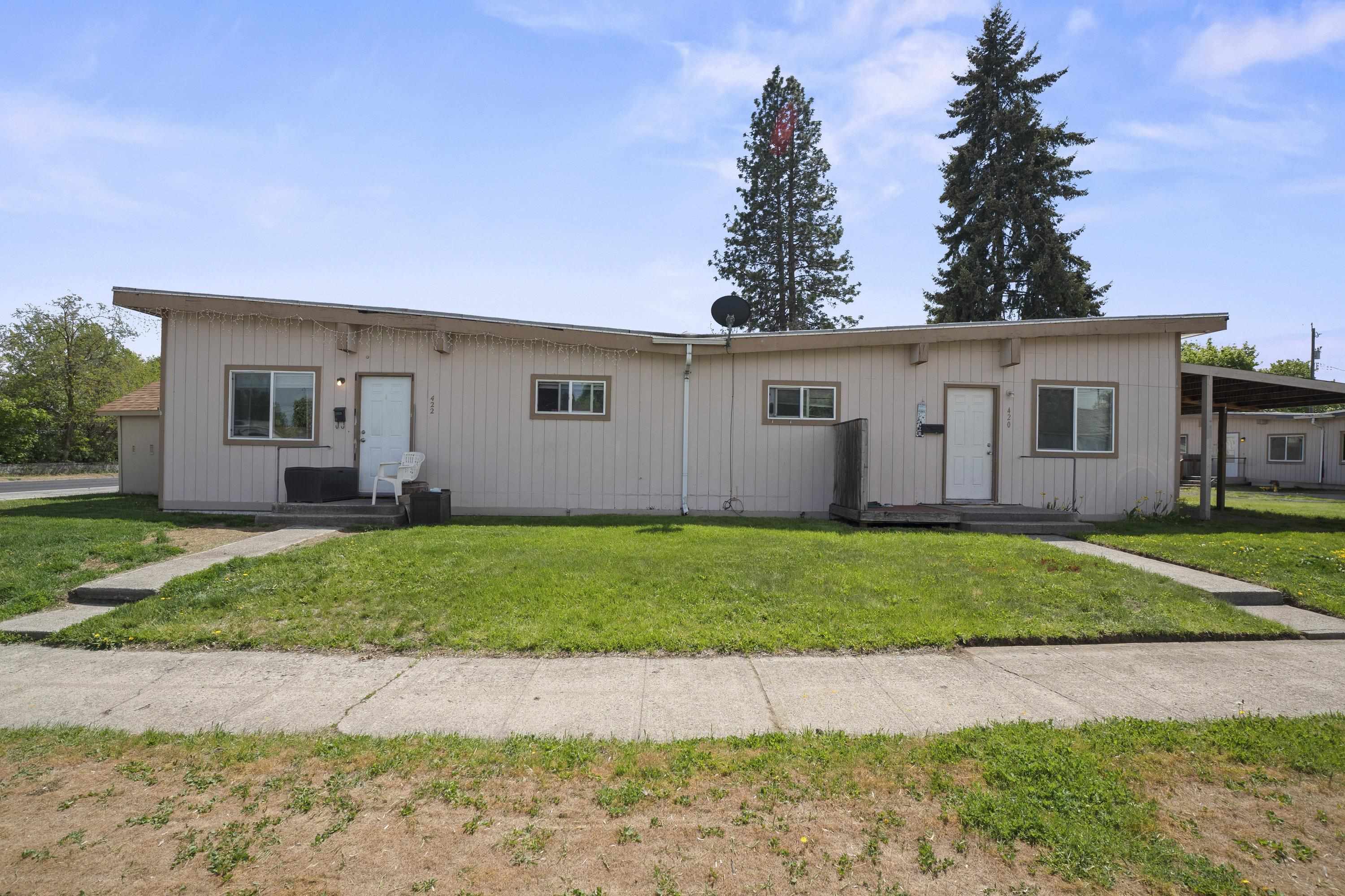 Property Photo: 420 E Sanson Ave WA 99207