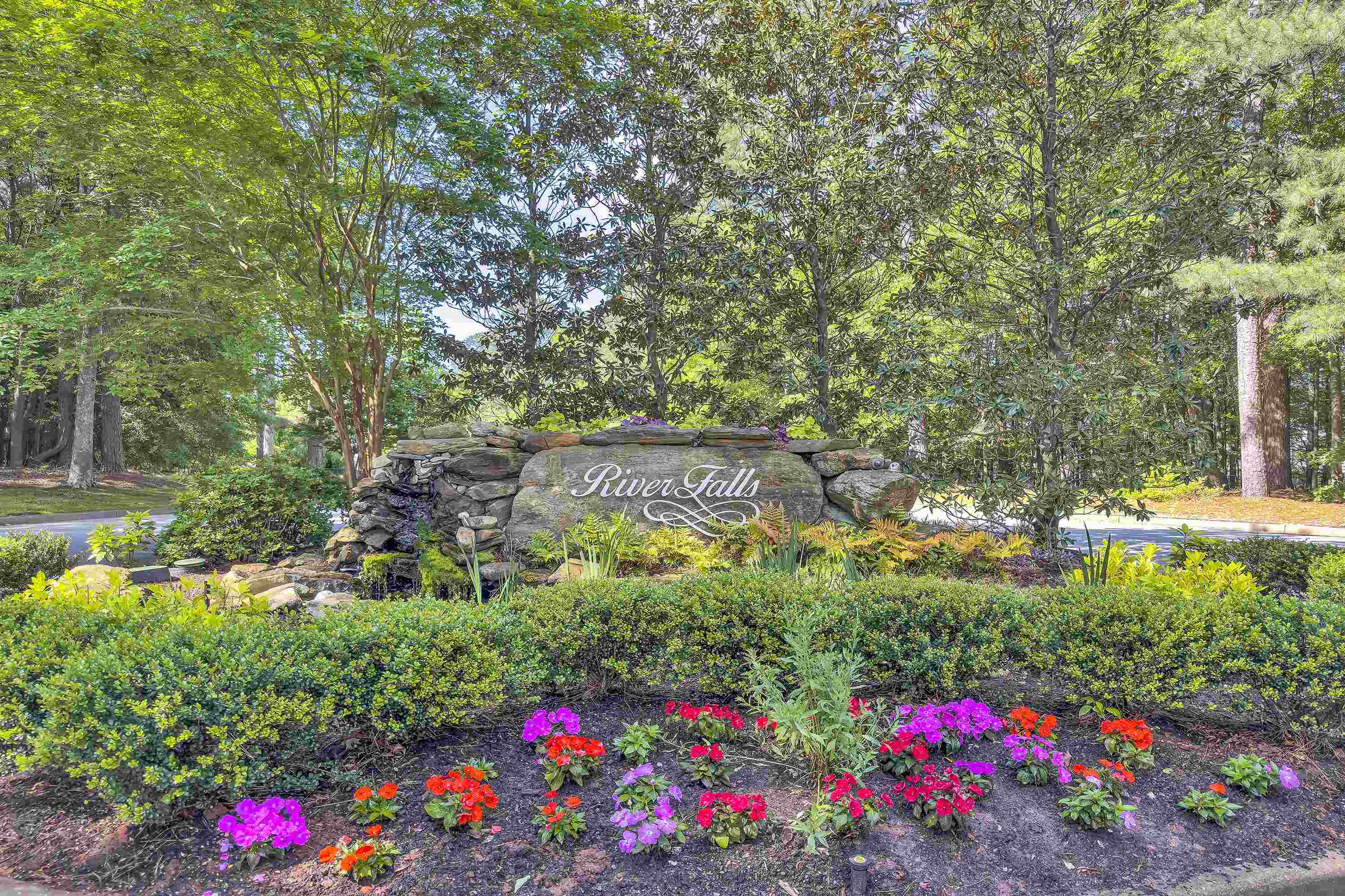 Property Photo: 501 River Crest Drive SC 29334