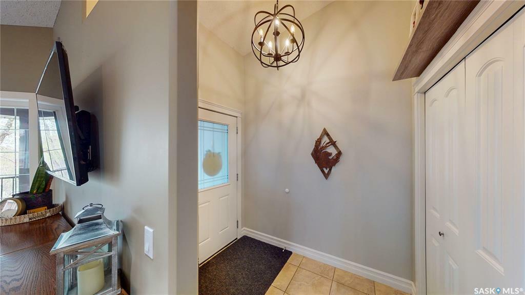 Property Photo:  471 Nicoll Avenue  SK S0G 4C0 